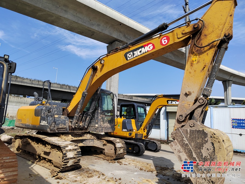 徐州市出售转让二手不详小时2020年徐工XE200DA挖掘机