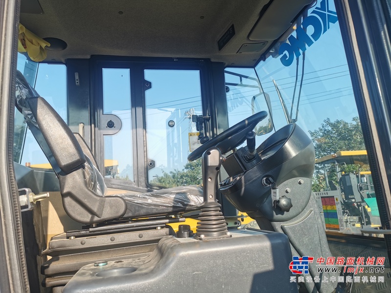徐州市出售转让二手不详小时2020年徐工XS263J单钢轮压路机