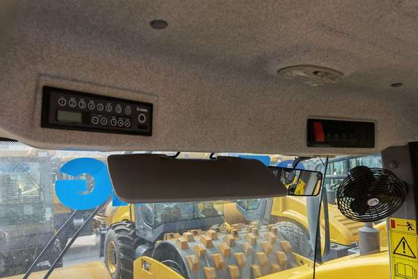 徐州市出售转让二手不详小时2018年徐工XS223E单钢轮压路机
