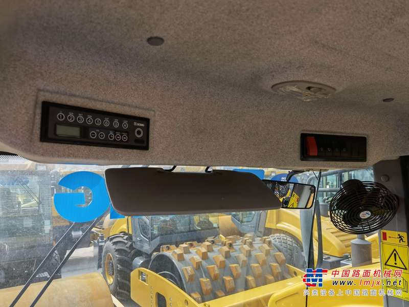 徐州市出售转让二手不详小时2018年徐工XS223E单钢轮压路机