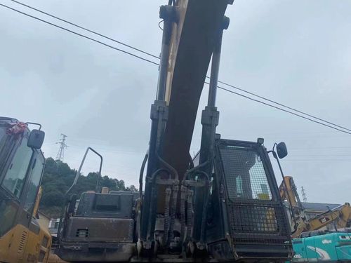 长沙市出售转让二手不详小时2020年徐工XE490DK挖掘机