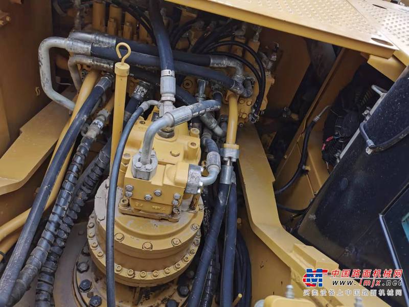 徐州市出售转让二手不详小时2017年卡特彼勒326D2L液压挖掘机