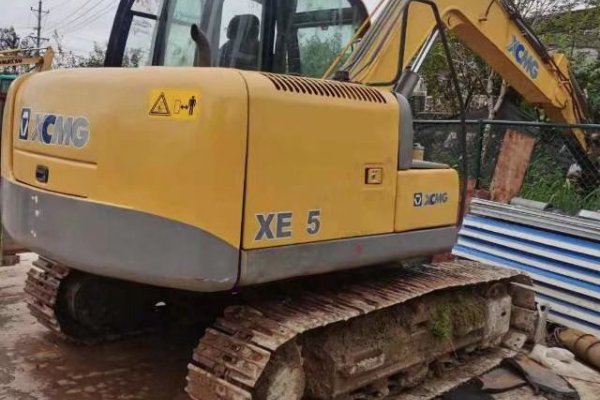 贵阳市出售转让二手不详小时2013年徐工XE85C挖掘机