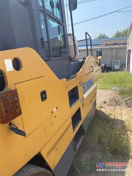 徐州市出售转让二手不详小时2018年徐工XP303轮胎压路机