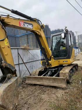 徐州市出售转让二手不详小时2014年徐工XE60CA挖掘机
