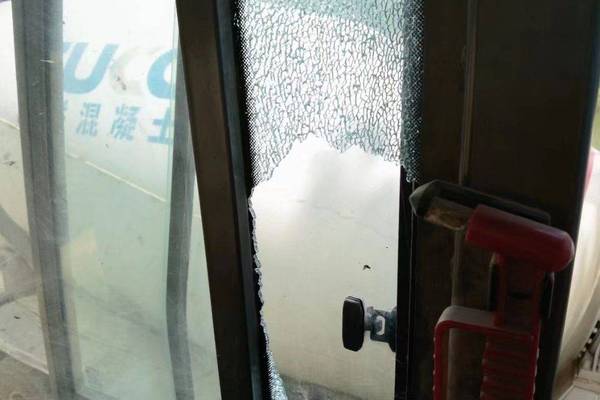 徐州市出售转让二手不详小时2013年沃尔沃EC80D挖掘机