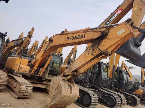 徐州市出售转让二手不详小时2009年现代R215-7C挖掘机