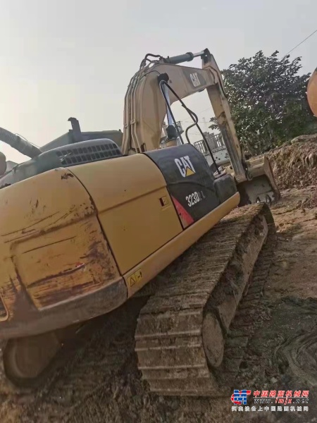 徐州市出售转让二手不详小时2017年卡特彼勒323D2L挖掘机