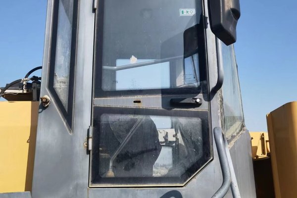 徐州市出售转让二手不详小时2015年龙工LG855D装载机