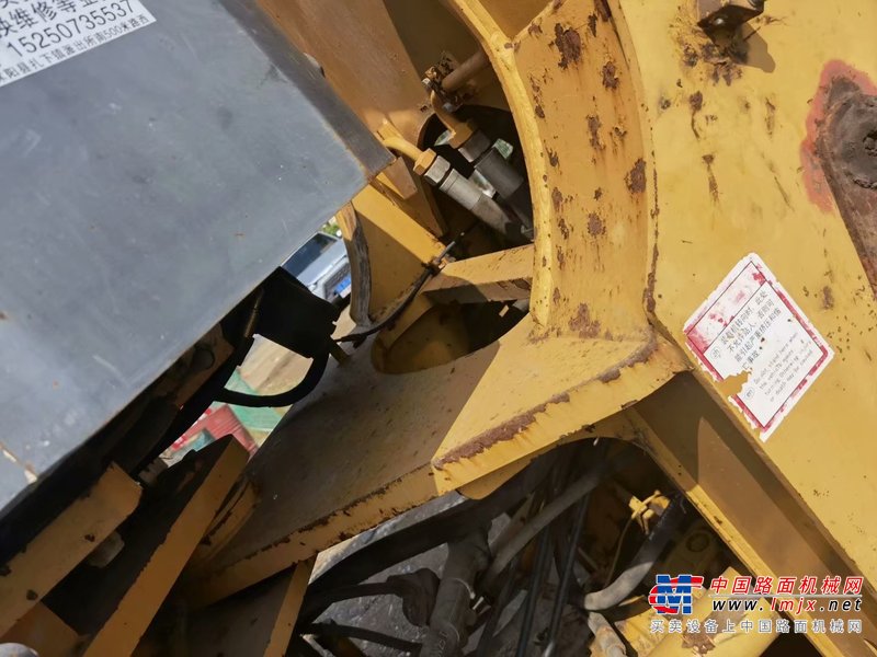 徐州市出售转让二手不详小时2015年龙工LG833B装载机