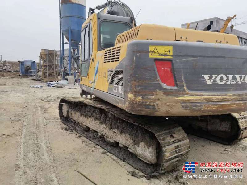 徐州市出售转让二手不详小时2013年沃尔沃EC210BLC挖掘机