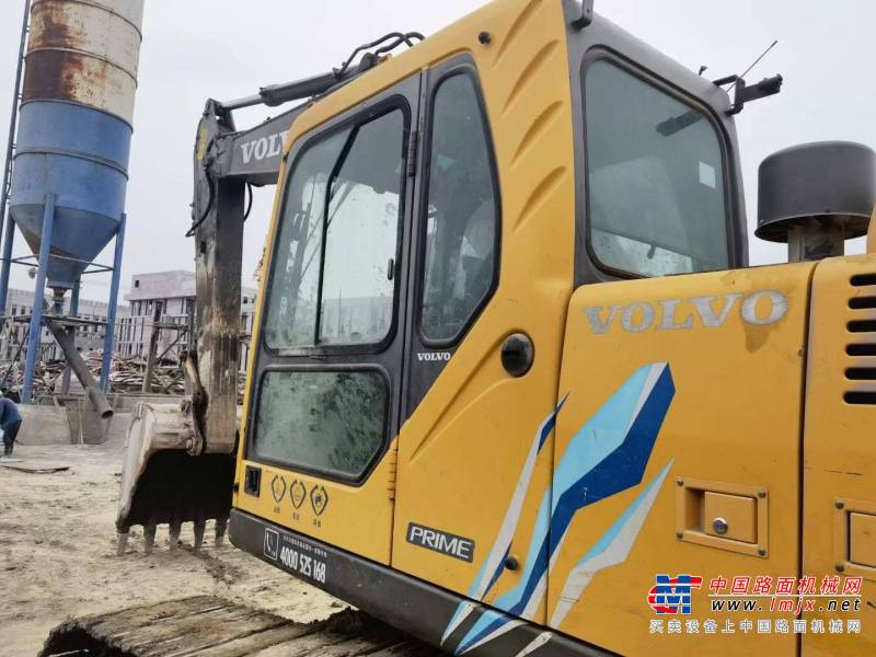 徐州市出售转让二手不详小时2013年沃尔沃EC210BLC挖掘机