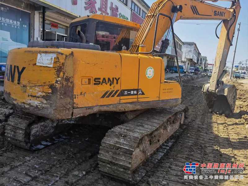 徐州市出售转让二手不详小时2011年三一重工SY135C挖掘机