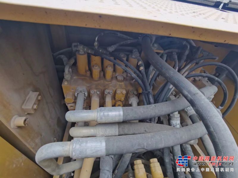 徐州市出售转让二手不详小时2017年卡特彼勒320D2液压挖掘机