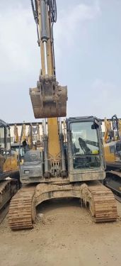 徐州市出售转让二手不详小时2020年徐工XE135D挖掘机
