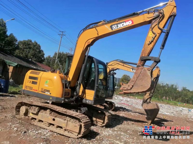 徐州市出售转让二手不详小时2021年徐工XE75DA挖掘机