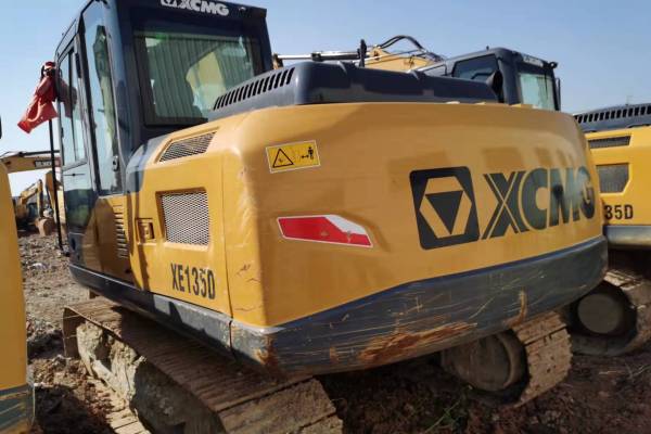 合肥市出售转让二手不详小时2021年徐工XE135D挖掘机