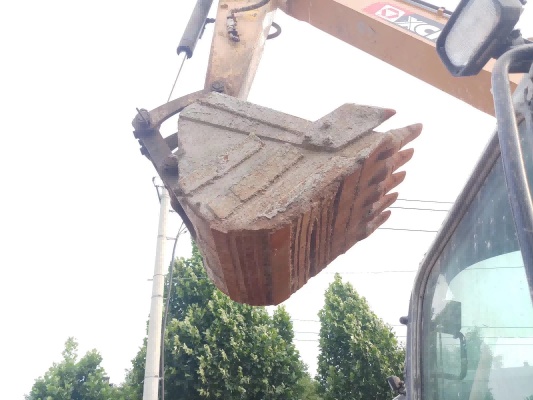 徐州市出售转让二手不详小时2020年徐工XE80D挖掘机
