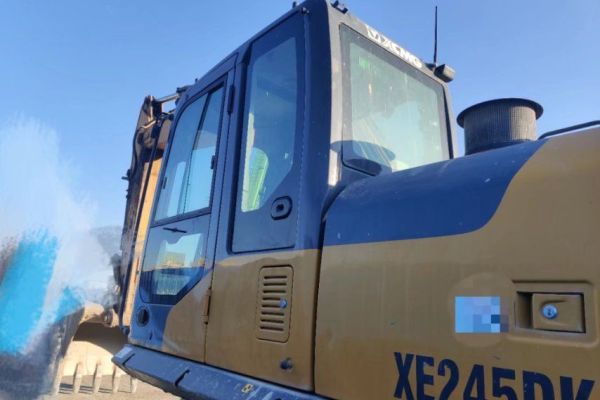 合肥市出售转让二手不详小时2020年徐工XE245DK挖掘机