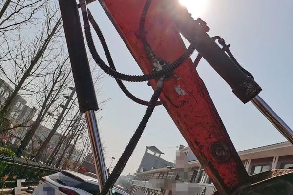 徐州市出售转让二手不详小时2017年斗山DX75-9C挖掘机