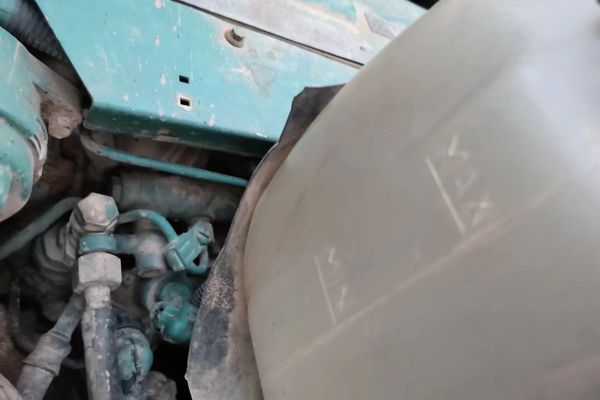 徐州市出售转让二手不详小时2011年沃尔沃EC210B挖掘机