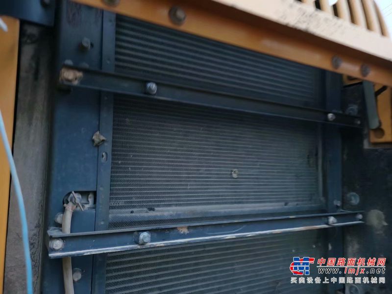徐州市出售转让二手不详小时2011年沃尔沃EC210B挖掘机