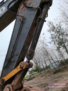 徐州市出售转让二手不详小时2011年沃尔沃EC210B挖掘机