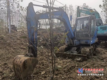 徐州市出售转让二手不详小时2000年山重建机GC68挖掘机