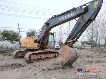 徐州市出售转让二手不详小时2011年沃尔沃EC210B挖掘机