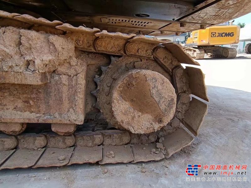 徐州市出售转让二手不详小时2018年徐工XE215D挖掘机