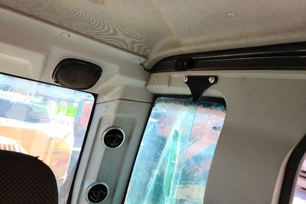 徐州市出售转让二手不详小时2018年徐工XE215D挖掘机