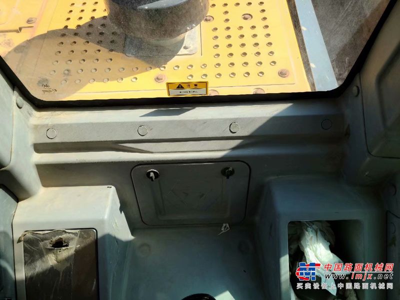 徐州市出售转让二手不详小时2018年徐工XE215D挖掘机