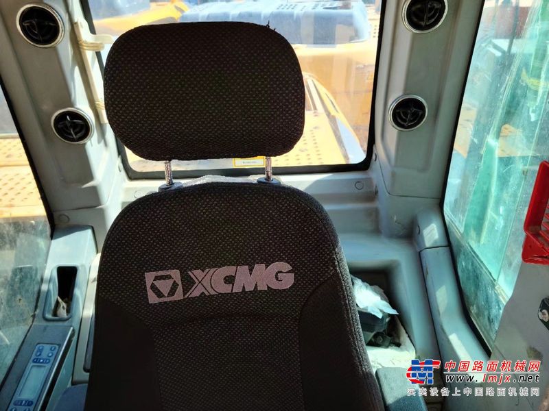 徐州市出售转让二手不详小时2018年徐工XE215D挖掘机