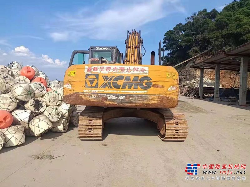 徐州市出售转让二手不详小时2000年徐工XE200DA挖掘机