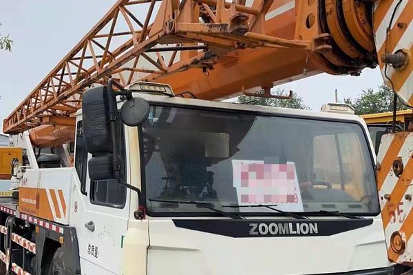 徐州市出售转让二手不详小时2014年中联重科QY25V532汽车起重机