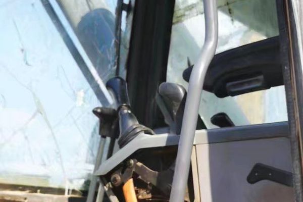 徐州市出售转让二手不详小时2017年徐工XE370D挖掘机