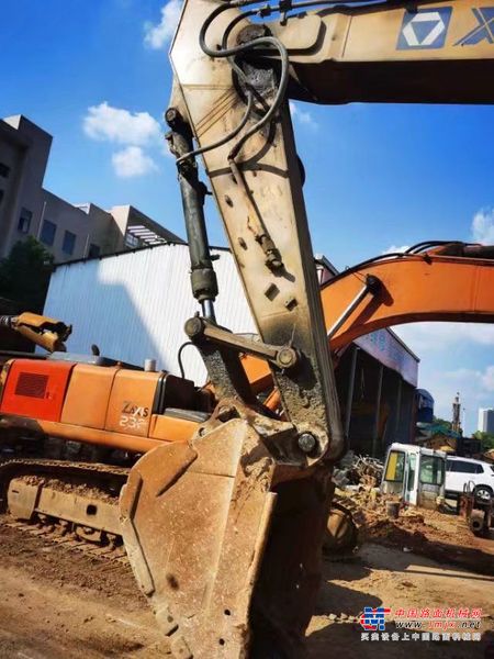 徐州市出售转让二手不详小时2017年徐工XE370D挖掘机