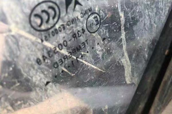 徐州市出售转让二手不详小时2000年住友SH200-6挖掘机
