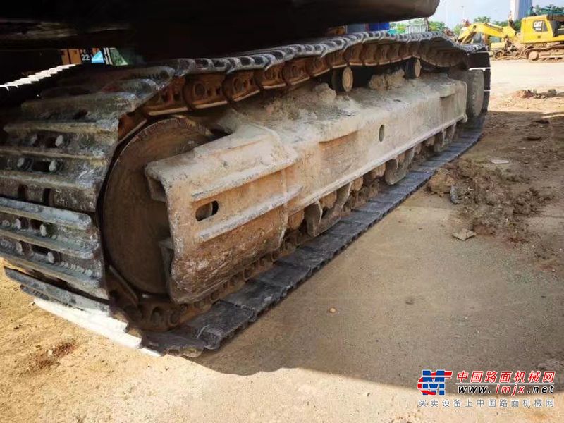 徐州市出售转让二手不详小时2017年徐工XE370D挖掘机