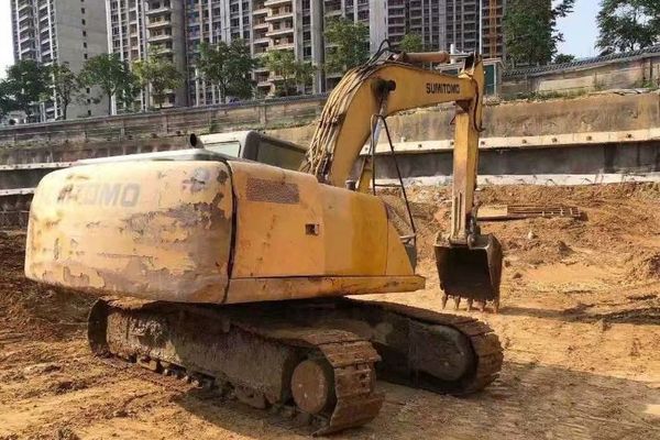 徐州市出售转让二手不详小时2000年住友SH200-6挖掘机