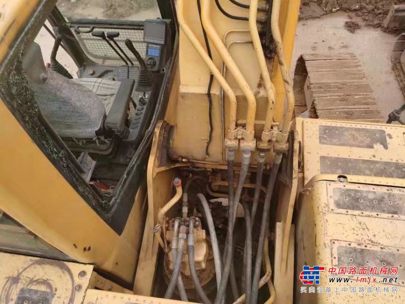 徐州市出售转让二手不详小时2013年小松PC240LC-8挖掘机