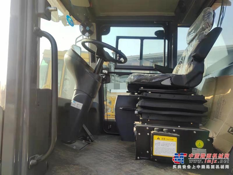 西安市出售转让二手不详小时2021年徐工XS225JS单钢轮压路机