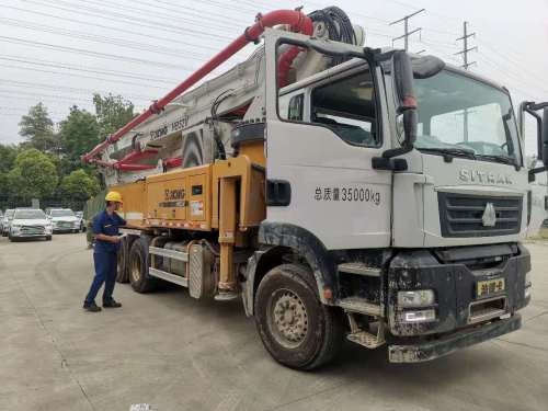 徐州市出售转让二手不详小时2020年徐工HB52泵车