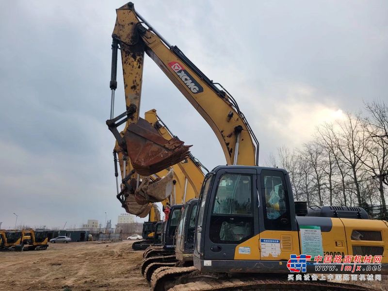 徐州市出售转让二手不详小时2019年徐工XE200DA挖掘机