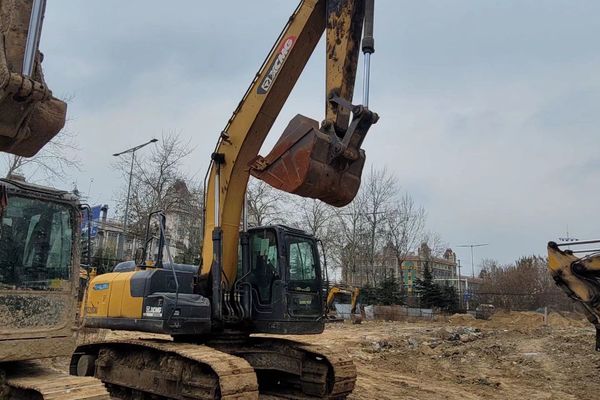 徐州市出售转让二手不详小时2019年徐工XE200DA挖掘机