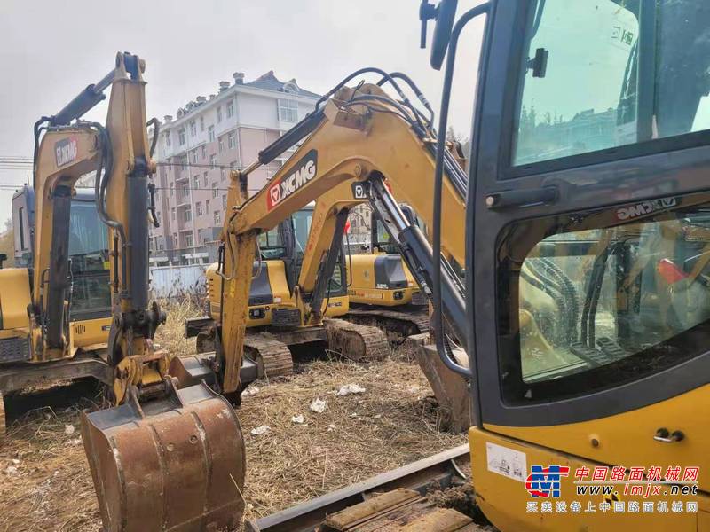 徐州市出售转让二手不详小时2020年徐工XE60DA挖掘机