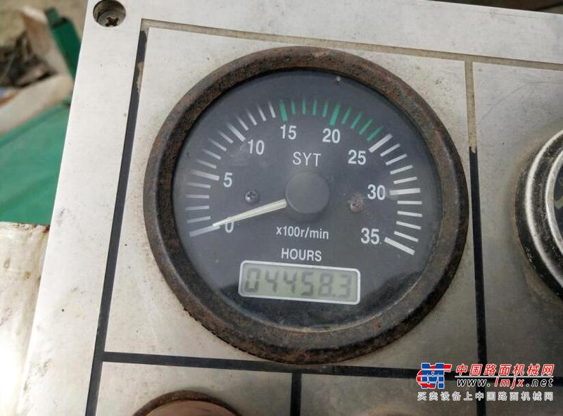 徐州市出售转让二手不详小时2012年徐工RP952沥青摊铺机