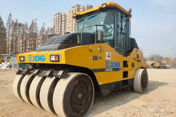 徐州市出售转让二手不详小时2019年徐工XP303K轮胎压路机