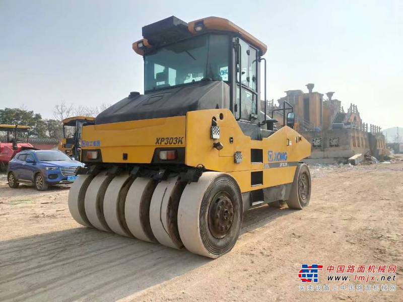 徐州市出售转让二手不详小时2019年徐工XP303K轮胎压路机
