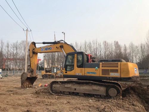 徐州市出售转让二手不详小时2015年徐工XE370CA挖掘机